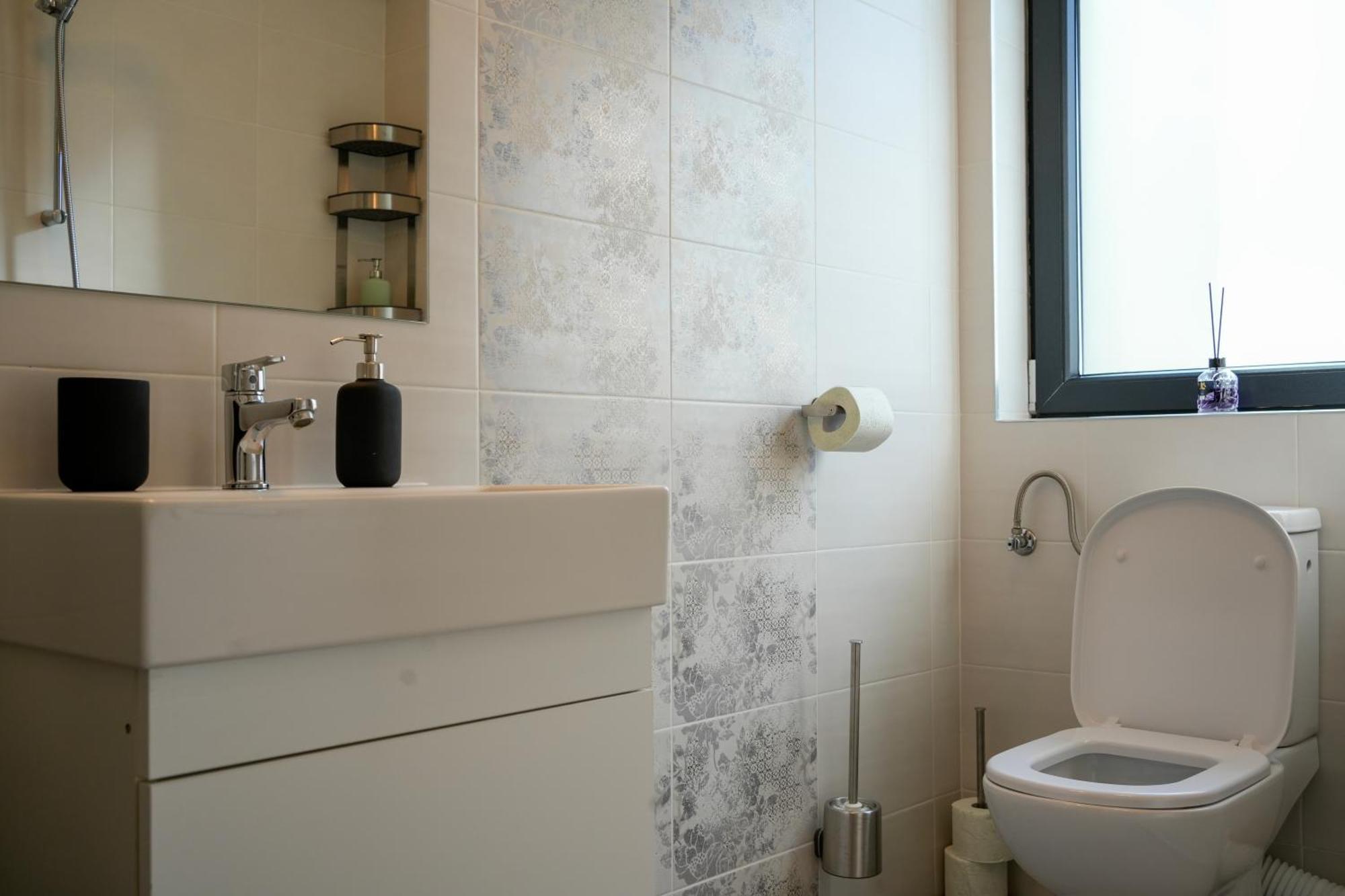 Karol Suites Bukares Bagian luar foto